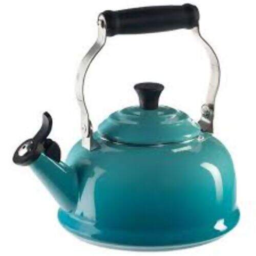 Chaleira Tradicional com Apito Azul Caribe 1,6L Le Creuset
